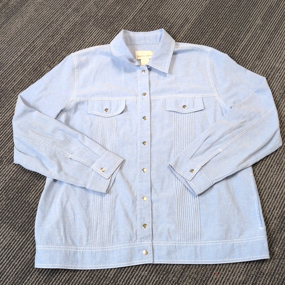 Drapers and Damons Size L Women Button Shirt Long Sleeve Chambray Blue Pockets